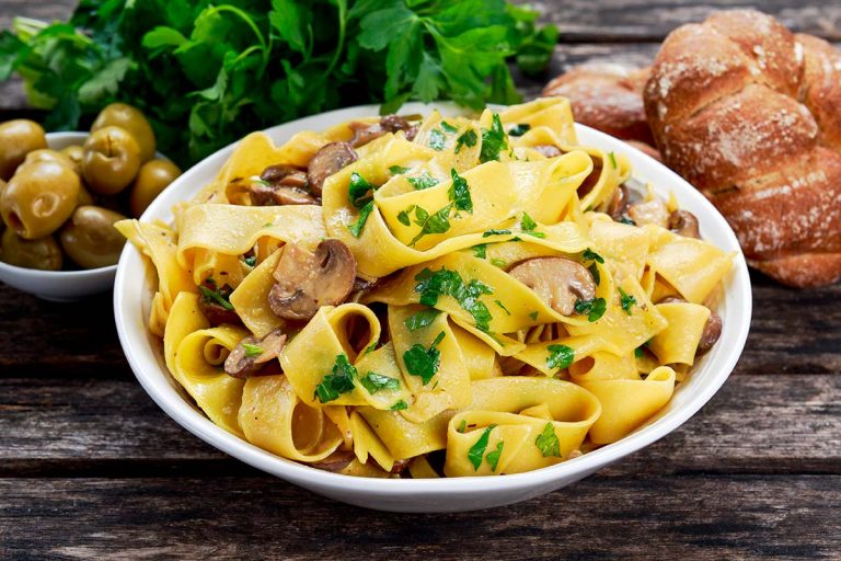 Pappardelle all’uovo ai Funghi