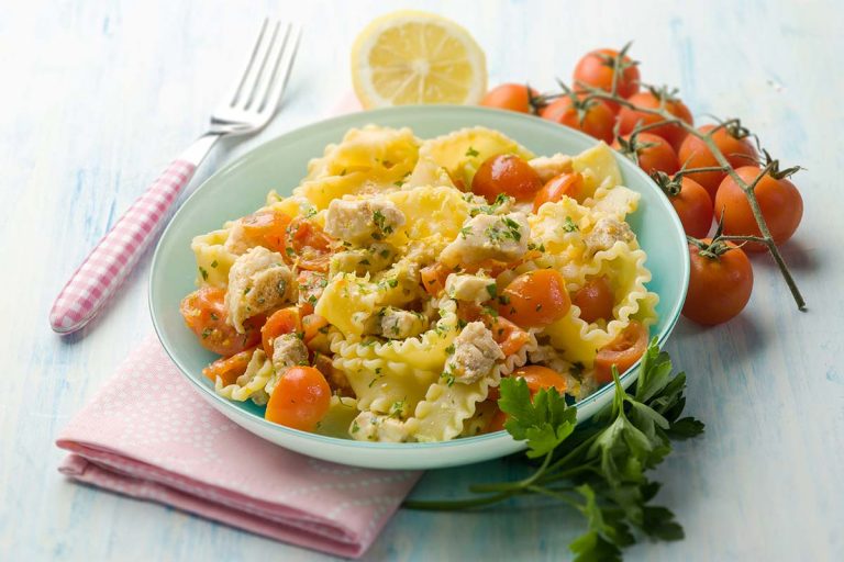 Pasta Riccia Rustichella d’Abruzzo con Pesce spada e Pomodorini al profumo di Limone