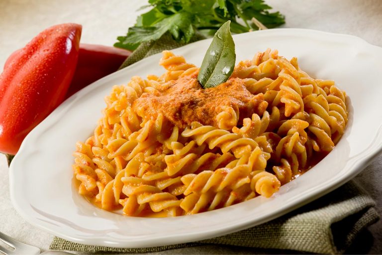 Fusilli with Bell Pepper Cream