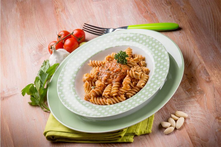 Fusilli Senatore Cappelli con pesto di mandorle