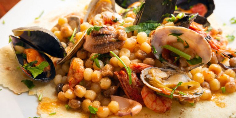 Fregola sarda allo scoglio