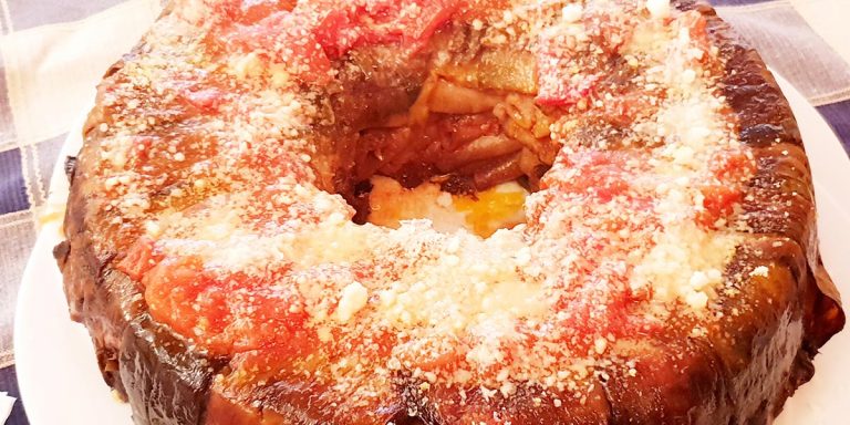 Timballo di melanzane con ziti alla timilia